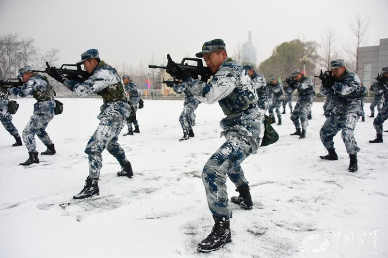 樊陈无缘新加坡大满贯，世乒赛新人提拔引关注